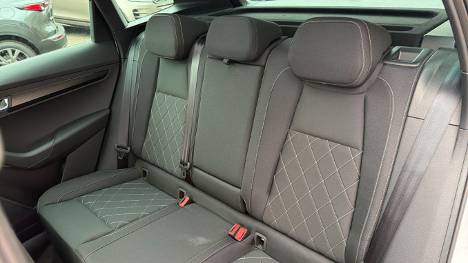 Skoda Karoq 1.5 TSI Sportline Edition 5dr Petrol Estate - Image 16